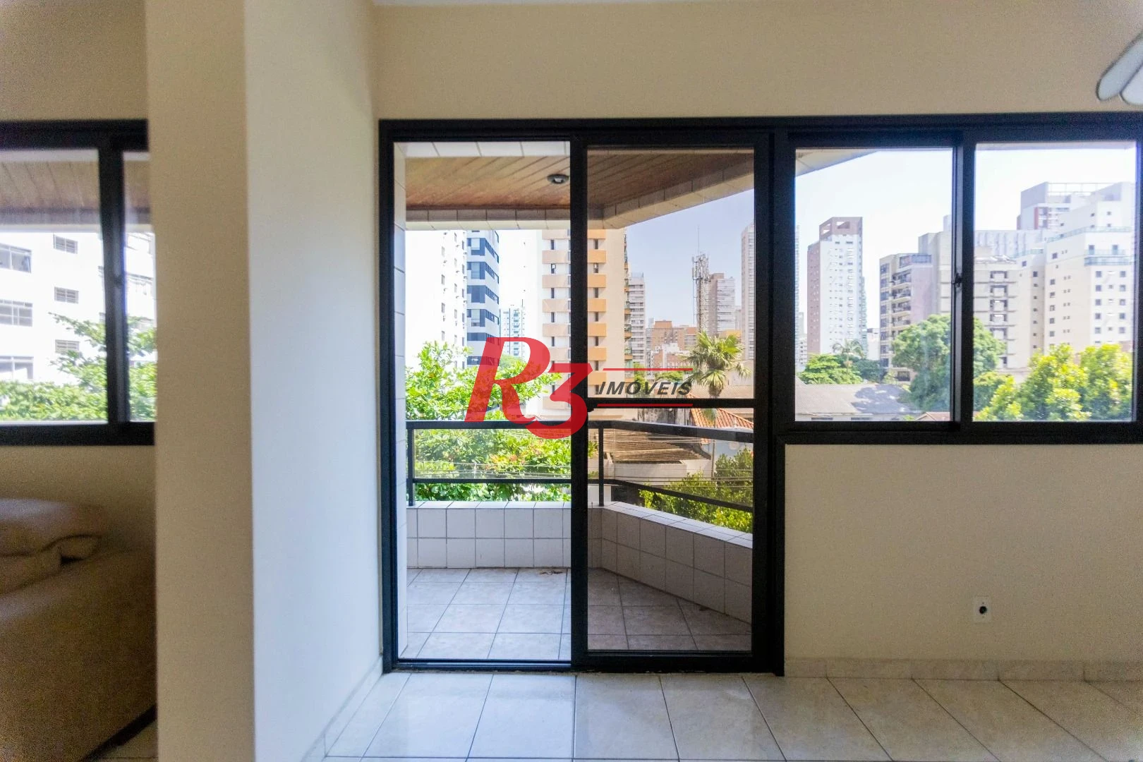 Apartamento com 3 dormitórios à venda, 188 m² por R$ 1.385.000,00 - Gonzaga - Santos/SP