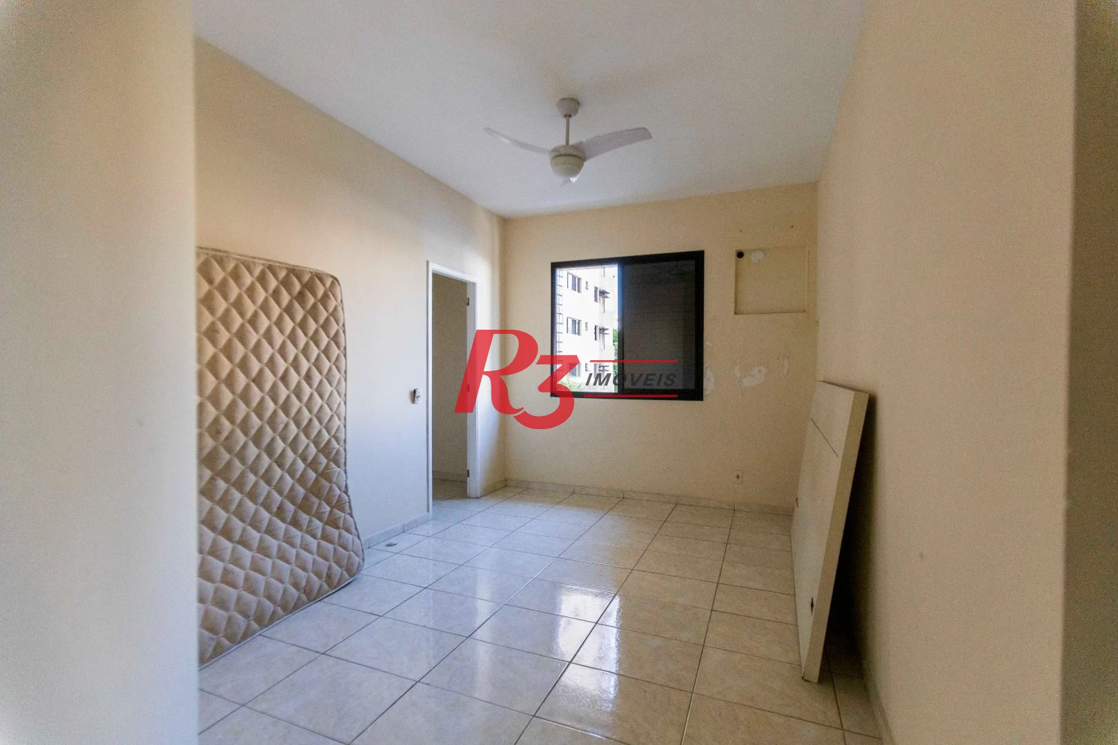 Apartamento com 3 dormitórios à venda, 188 m² por R$ 1.385.000,00 - Gonzaga - Santos/SP