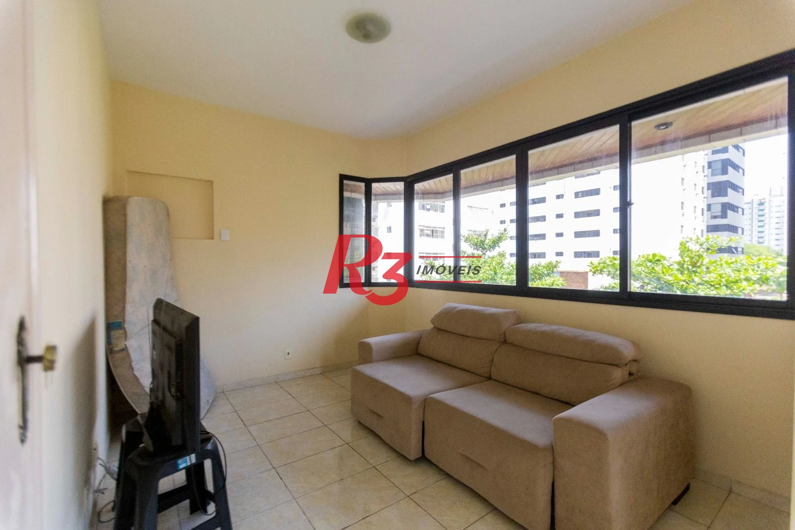Apartamento com 3 dormitórios à venda, 188 m² por R$ 1.385.000,00 - Gonzaga - Santos/SP