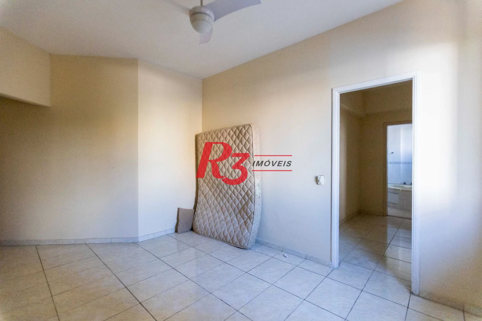 Apartamento com 3 dormitórios à venda, 188 m² por R$ 1.385.000,00 - Gonzaga - Santos/SP