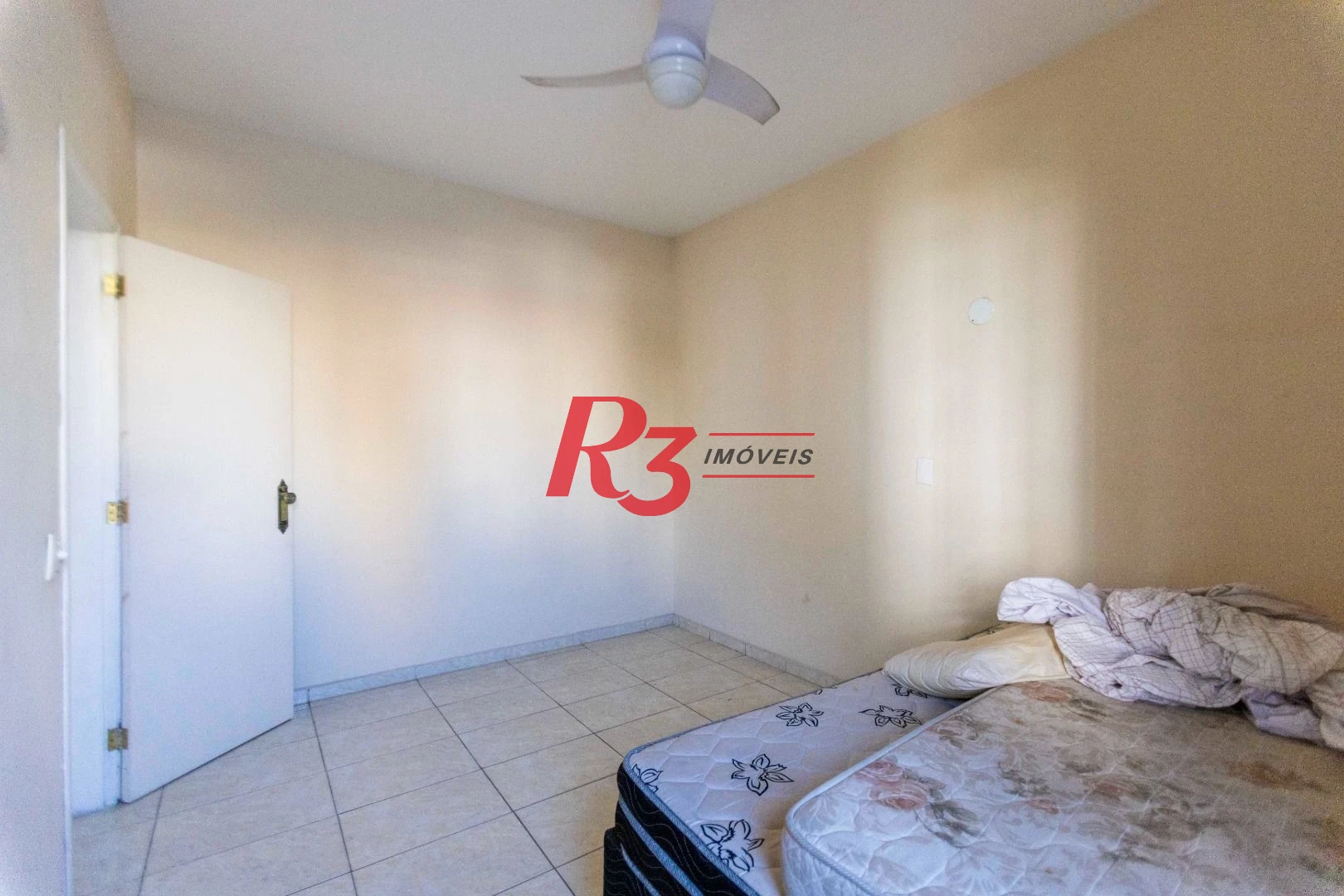 Apartamento com 3 dormitórios à venda, 188 m² por R$ 1.385.000,00 - Gonzaga - Santos/SP