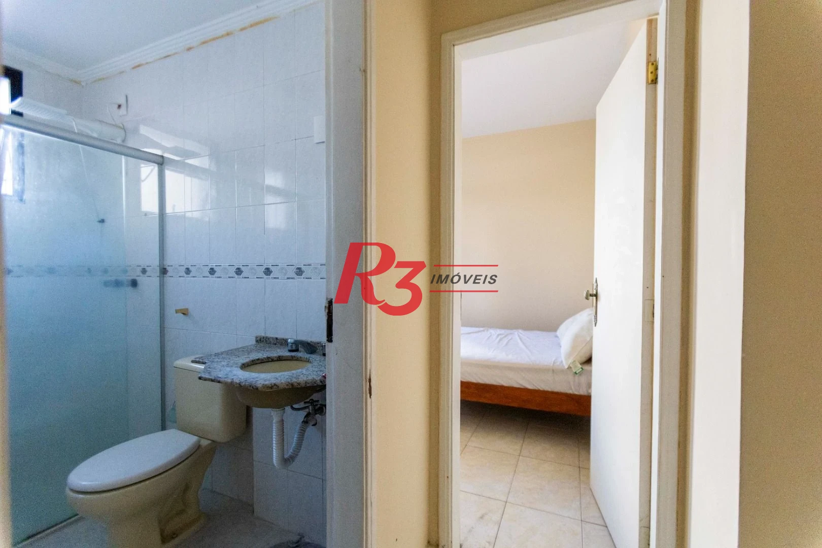 Apartamento com 3 dormitórios à venda, 188 m² por R$ 1.385.000,00 - Gonzaga - Santos/SP