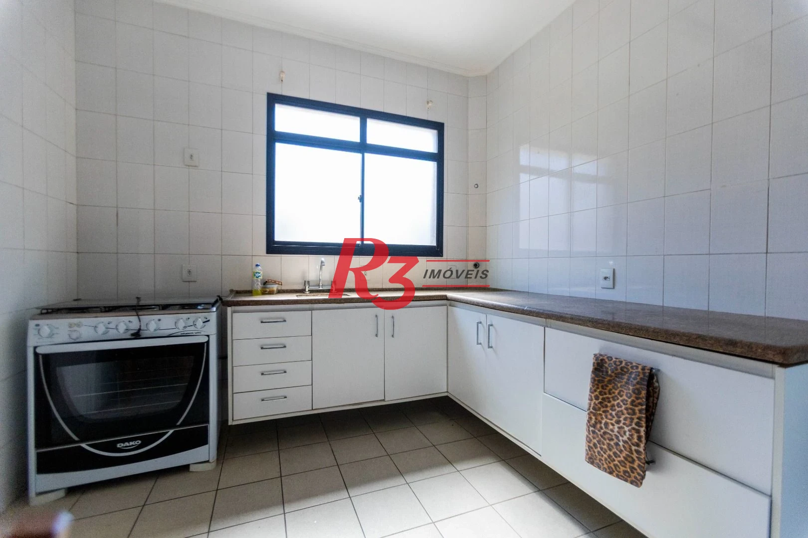Apartamento com 3 dormitórios à venda, 188 m² por R$ 1.385.000,00 - Gonzaga - Santos/SP