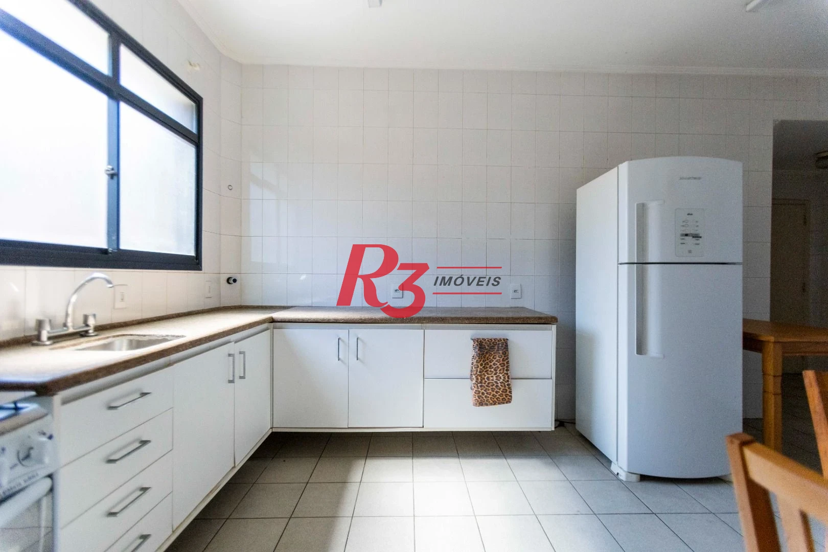 Apartamento com 3 dormitórios à venda, 188 m² por R$ 1.385.000,00 - Gonzaga - Santos/SP
