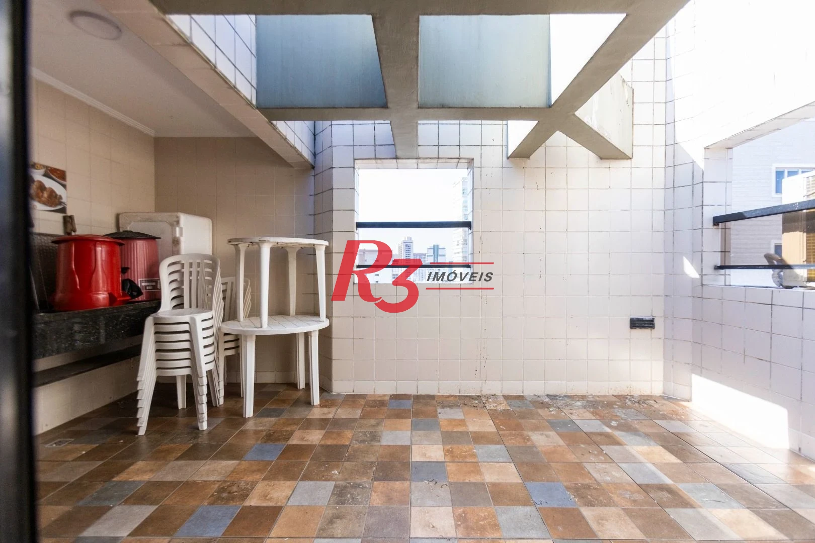 Apartamento com 3 dormitórios à venda, 188 m² por R$ 1.385.000,00 - Gonzaga - Santos/SP