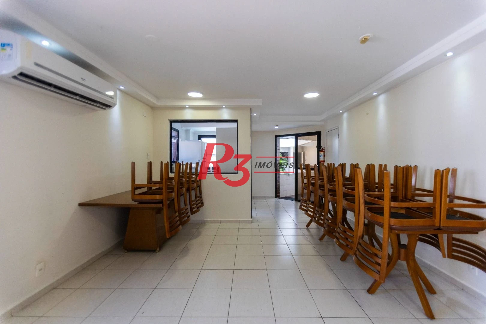 Apartamento com 3 dormitórios à venda, 188 m² por R$ 1.385.000,00 - Gonzaga - Santos/SP