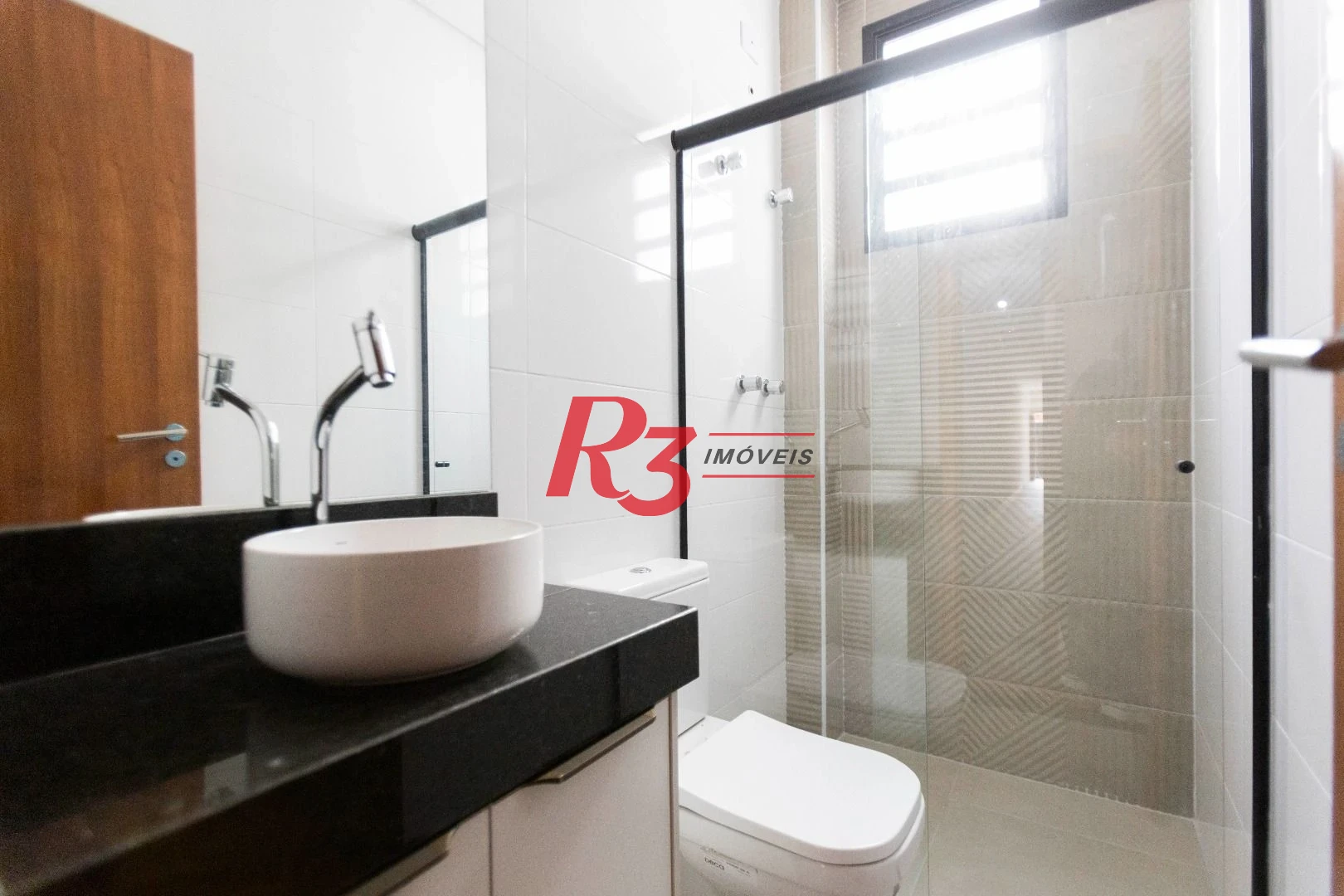 Casa com 3 dormitórios à venda, 150 m² por R$ 1.300.000,00 - Aparecida - Santos/SP