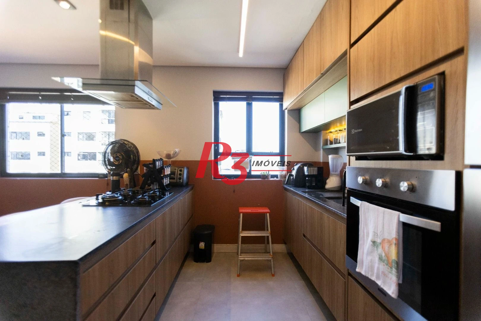 Apartamento com 2 dormitórios à venda, 84 m² por R$ 1.100.000,00 - Ponta da Praia - Santos/SP