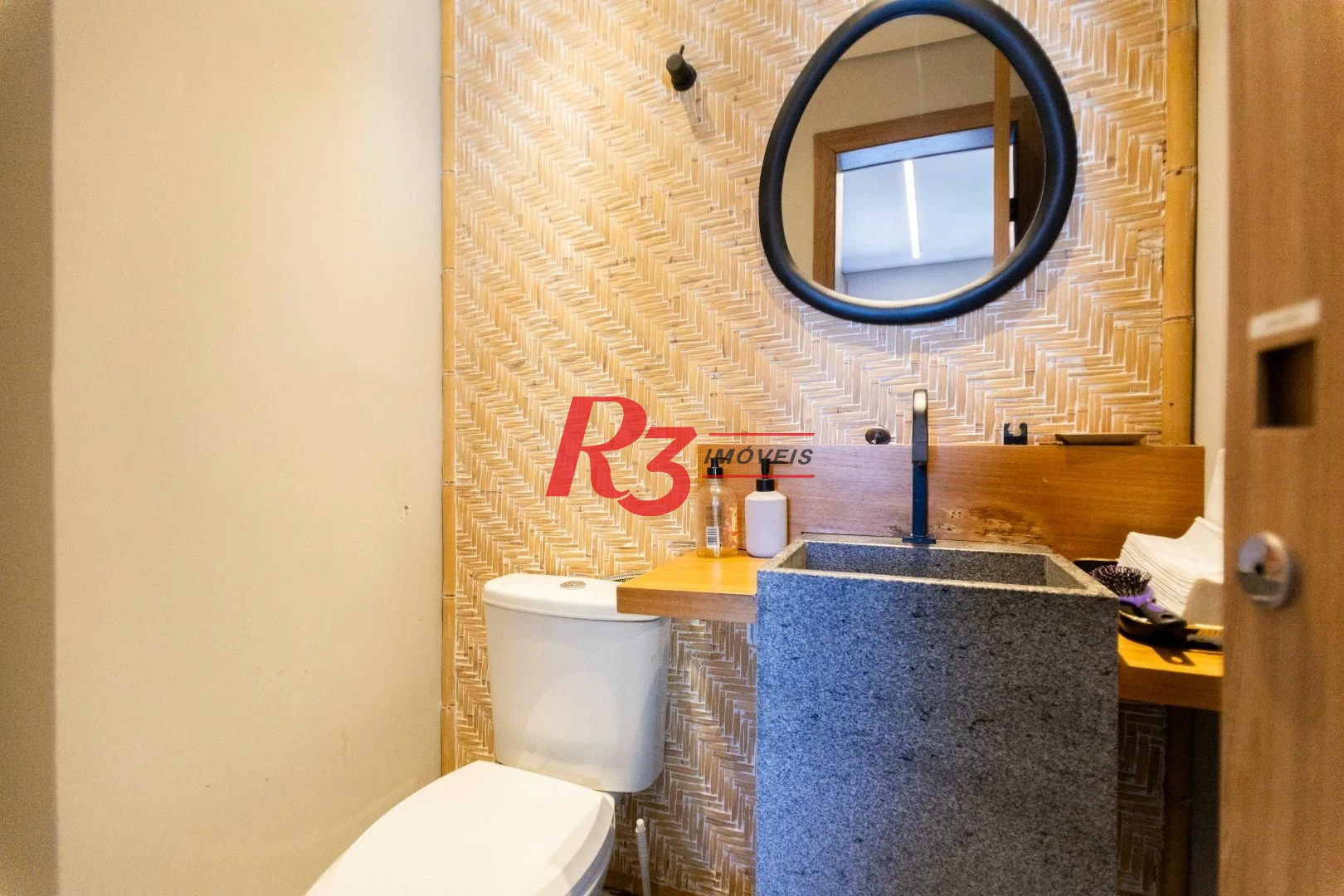 Apartamento com 2 dormitórios à venda, 84 m² por R$ 1.100.000,00 - Ponta da Praia - Santos/SP