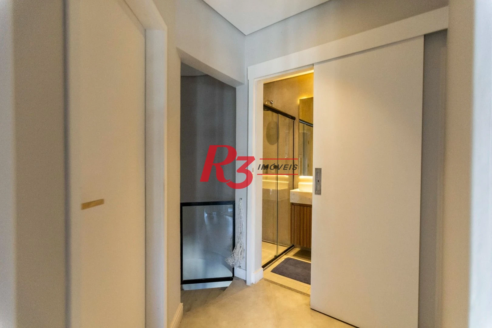 Apartamento com 2 dormitórios à venda, 84 m² por R$ 1.100.000,00 - Ponta da Praia - Santos/SP