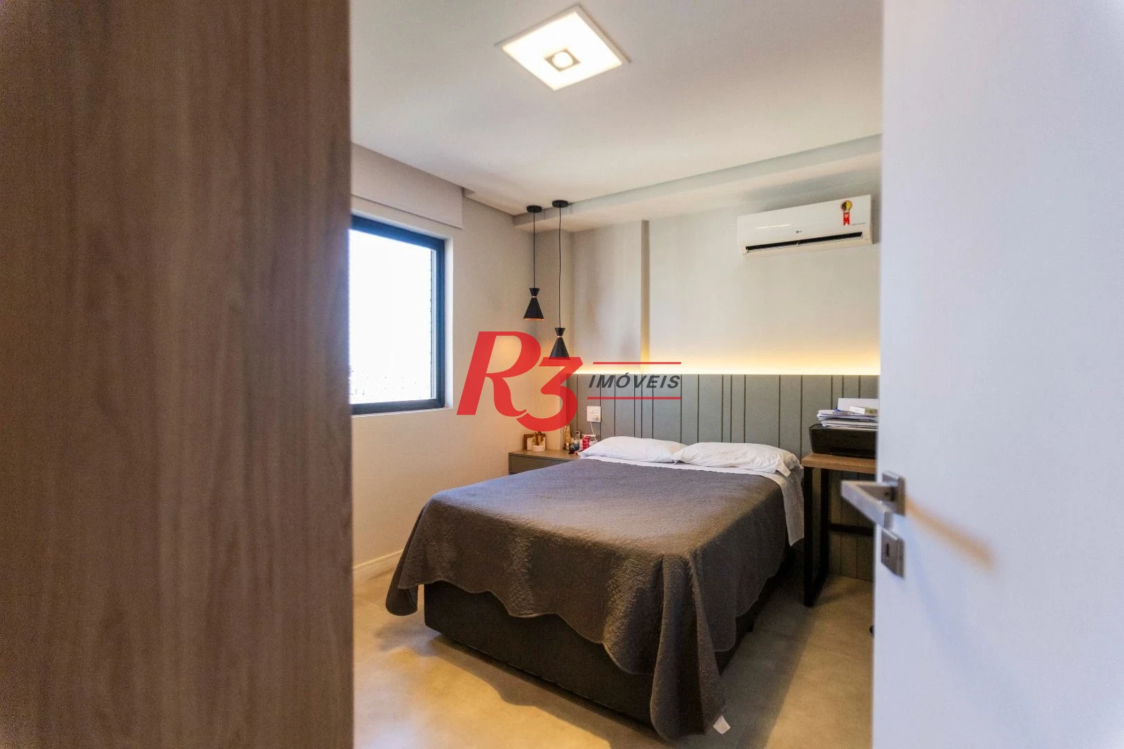 Apartamento com 2 dormitórios à venda, 84 m² por R$ 1.100.000,00 - Ponta da Praia - Santos/SP