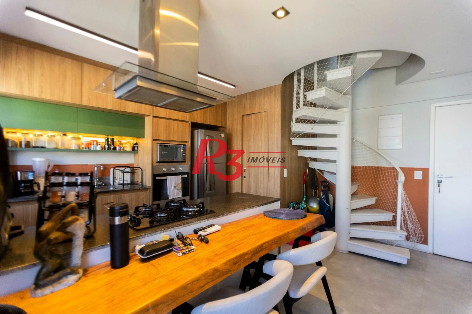 Apartamento com 2 dormitórios à venda, 84 m² por R$ 1.100.000,00 - Ponta da Praia - Santos/SP