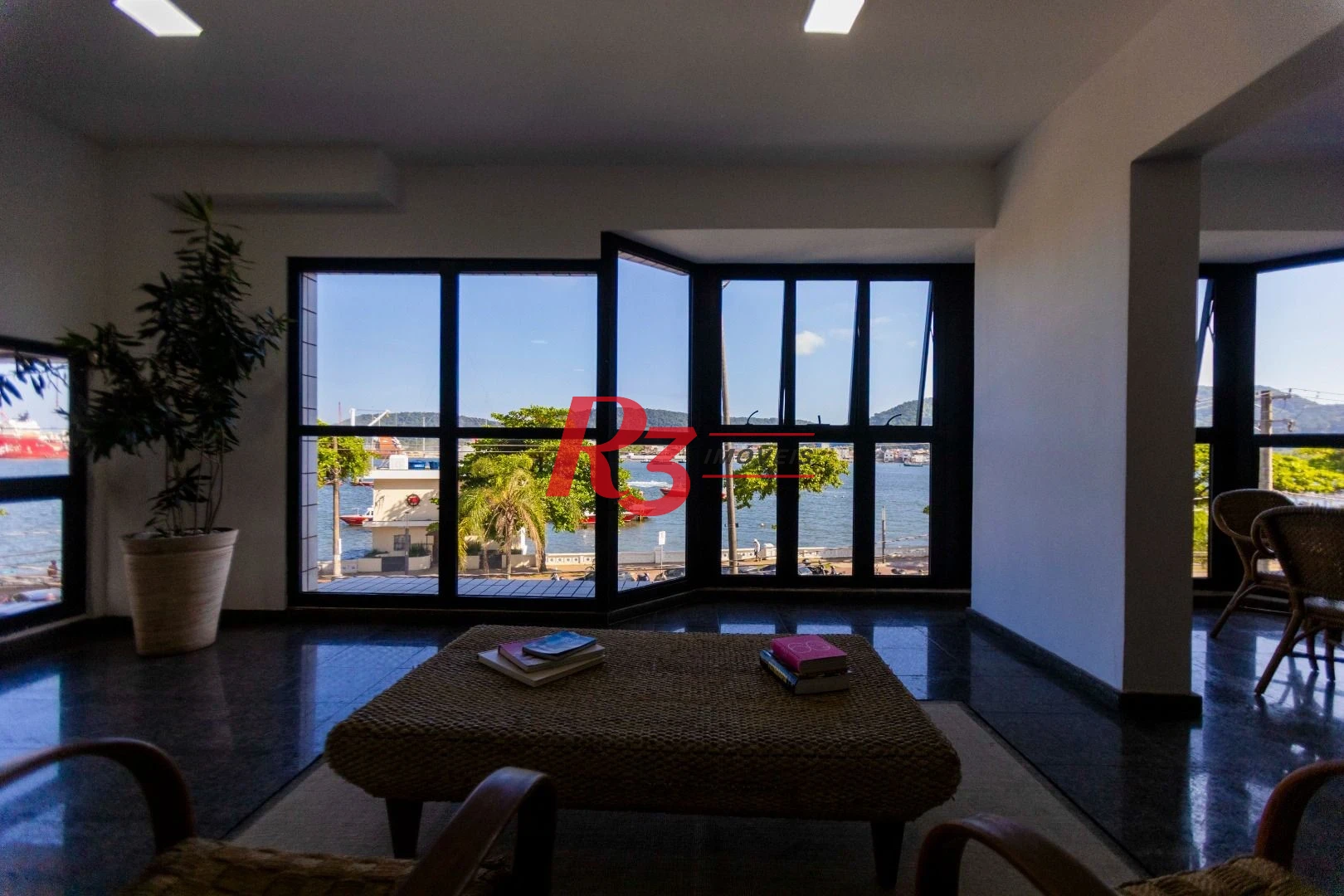 Apartamento com 2 dormitórios à venda, 84 m² por R$ 1.100.000,00 - Ponta da Praia - Santos/SP