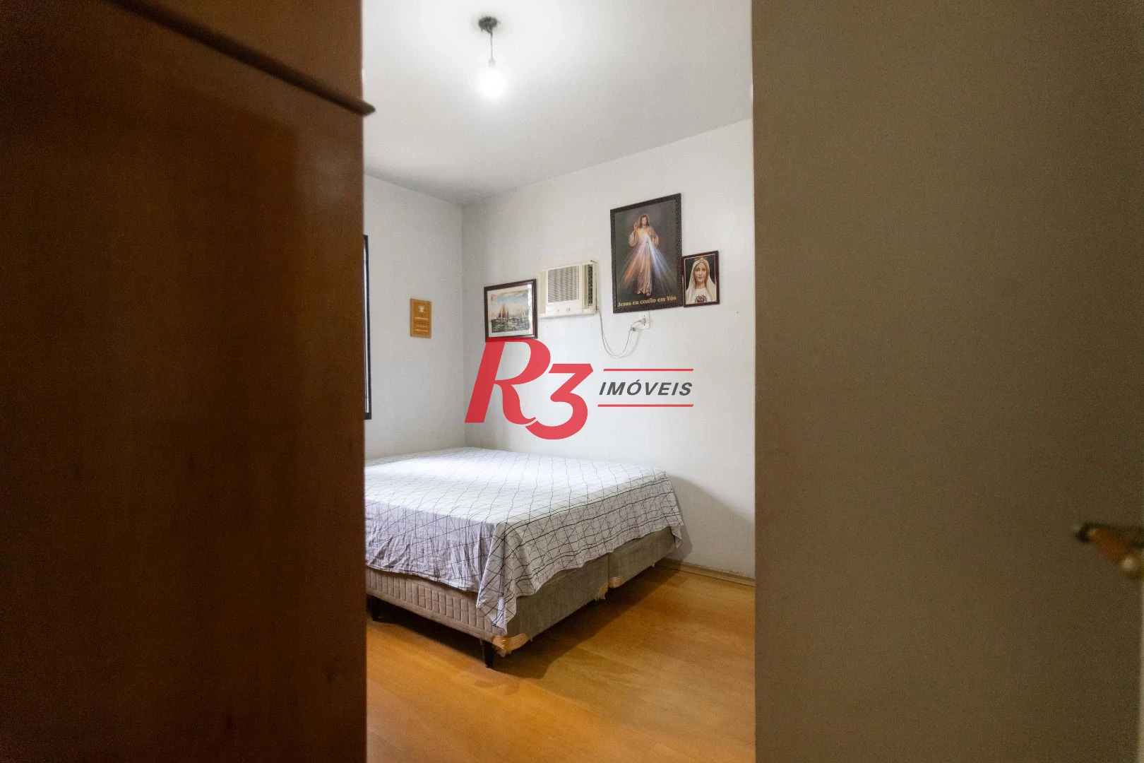 Apartamento com 3 dormitórios à venda, 90 m² por R$ 500.000,00 - Boqueirão - Santos/SP