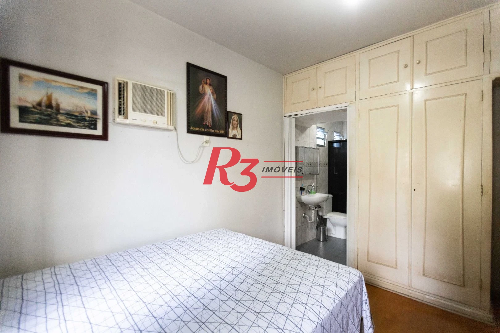 Apartamento com 3 dormitórios à venda, 90 m² por R$ 500.000,00 - Boqueirão - Santos/SP