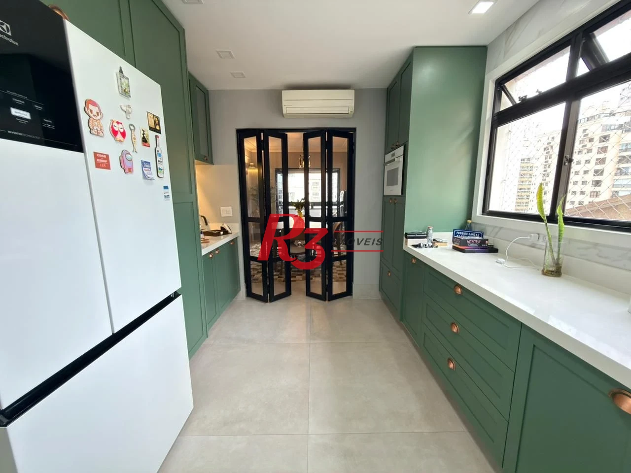 Apartamento com 4 dormitórios à venda, 287 m² por R$ 2.900.000,00 - Boqueirão - Santos/SP