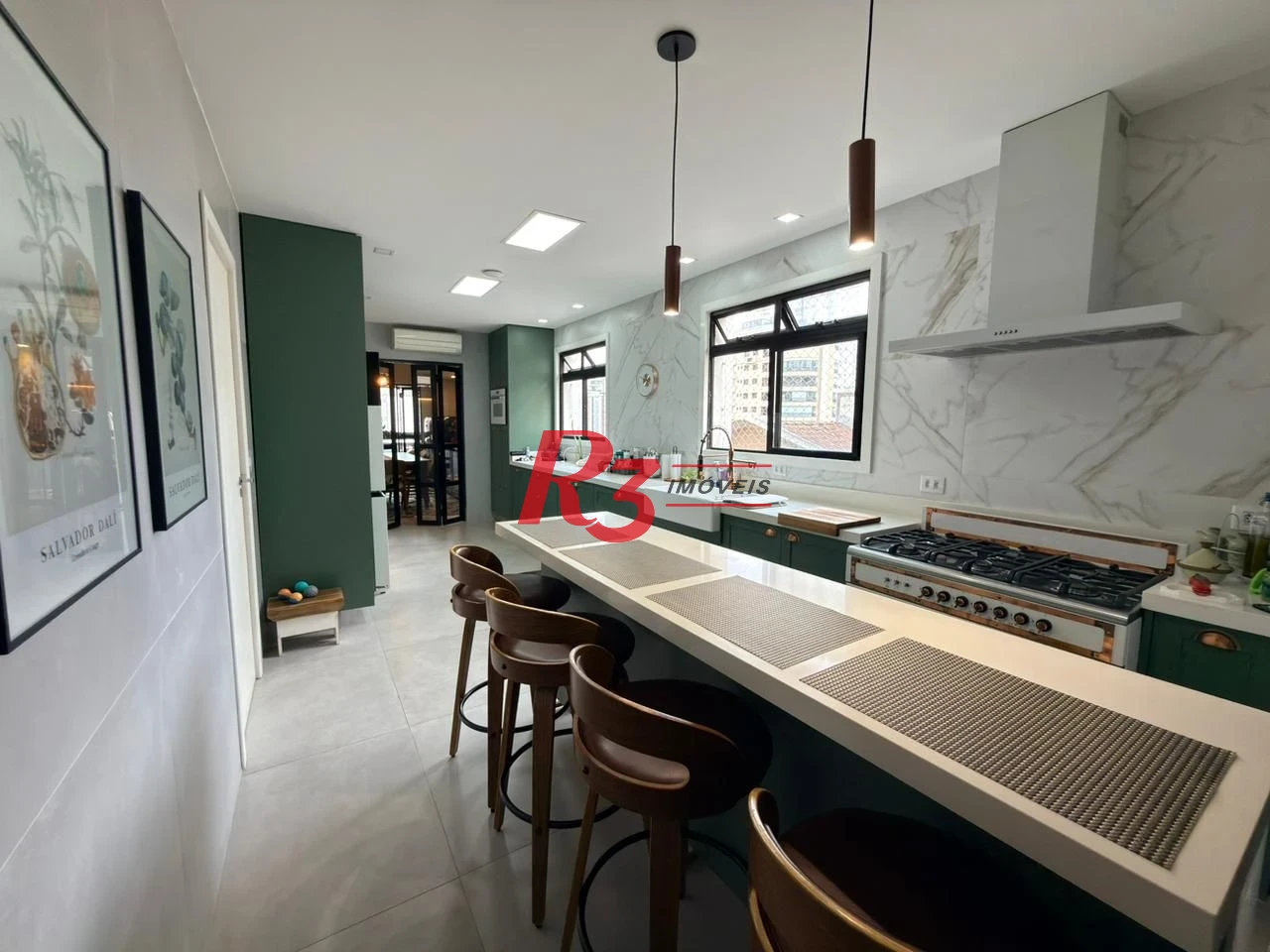 Apartamento com 4 dormitórios à venda, 287 m² por R$ 2.900.000,00 - Boqueirão - Santos/SP