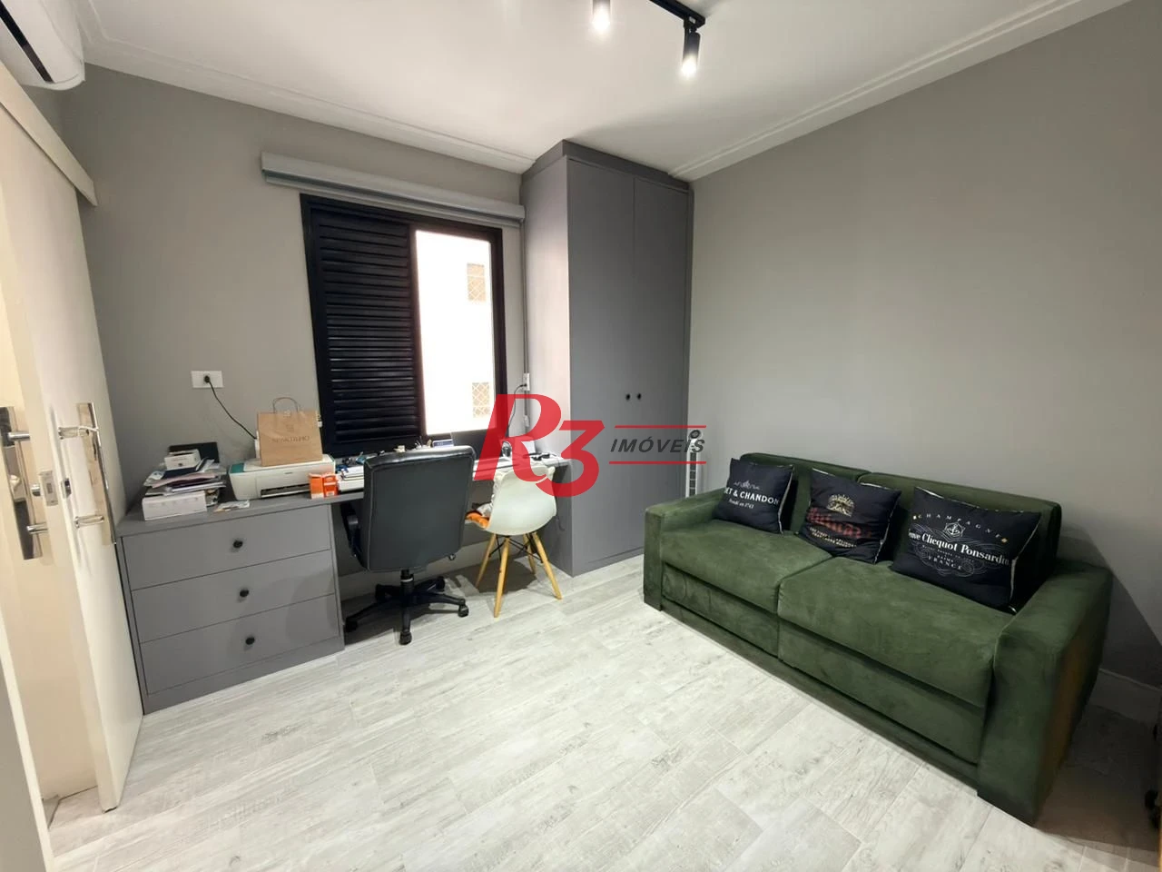 Apartamento com 4 dormitórios à venda, 287 m² por R$ 2.900.000,00 - Boqueirão - Santos/SP