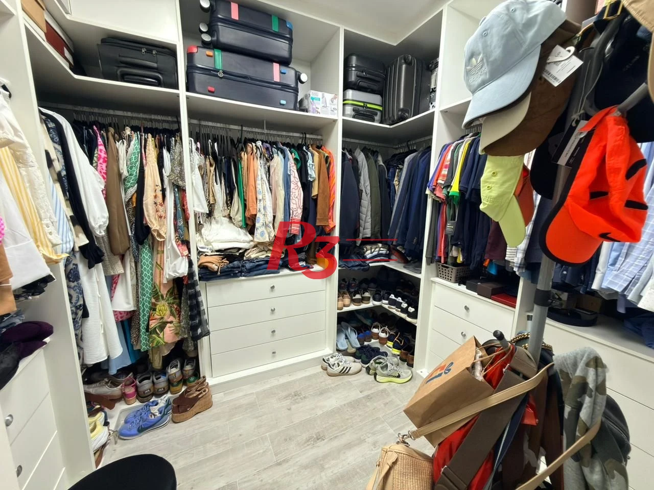 Apartamento com 4 dormitórios à venda, 287 m² por R$ 2.900.000,00 - Boqueirão - Santos/SP