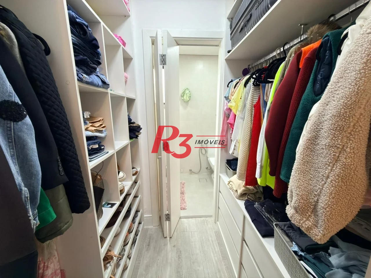 Apartamento com 4 dormitórios à venda, 287 m² por R$ 2.900.000,00 - Boqueirão - Santos/SP