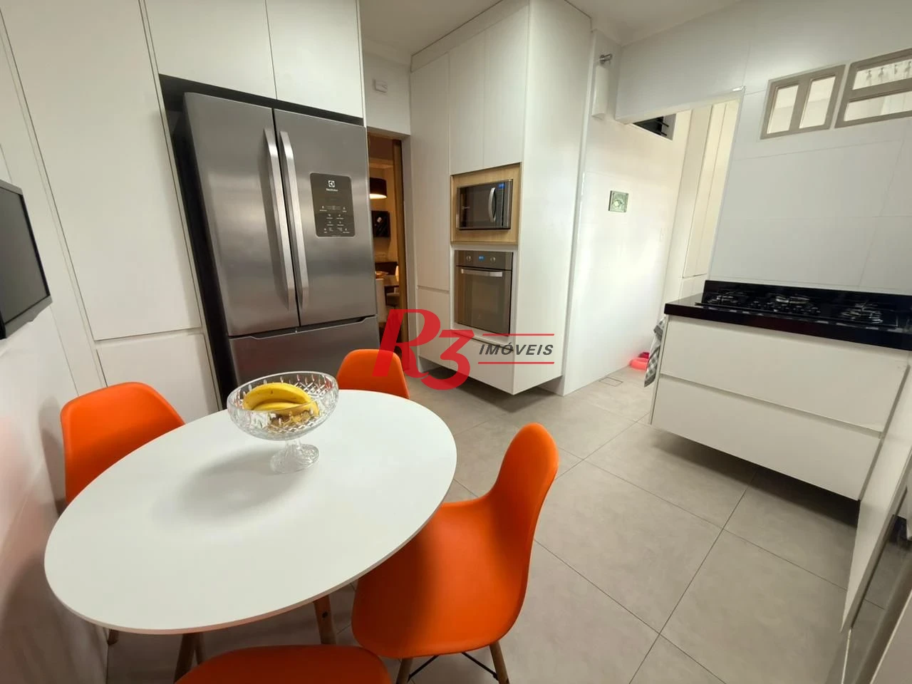 Apartamento com 2 dormitórios à venda, 102 m² por R$ 1.100.000,00 - Pompéia - Santos/SP