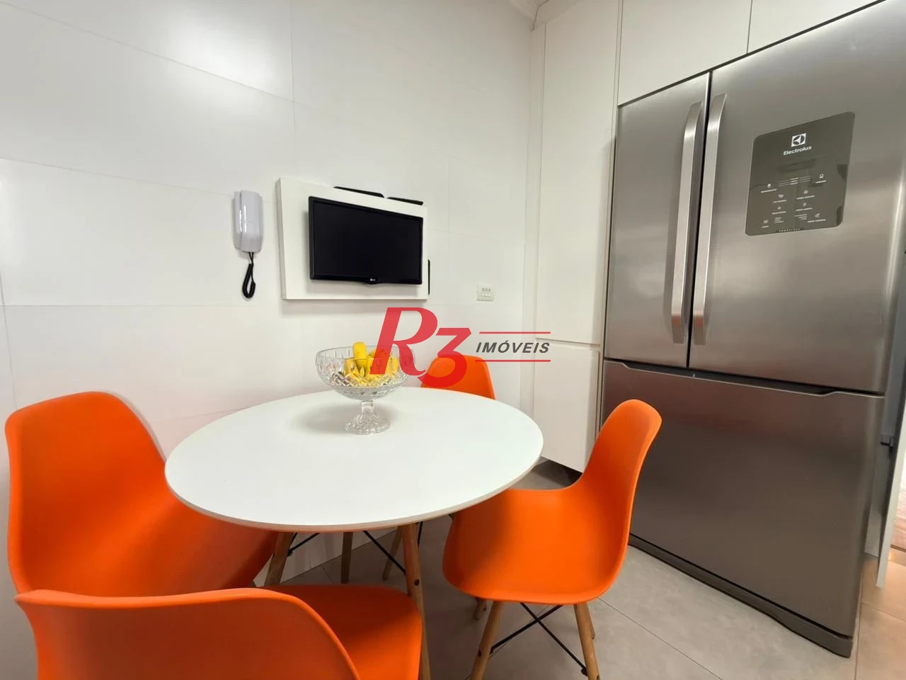 Apartamento com 2 dormitórios à venda, 102 m² por R$ 1.100.000,00 - Pompéia - Santos/SP