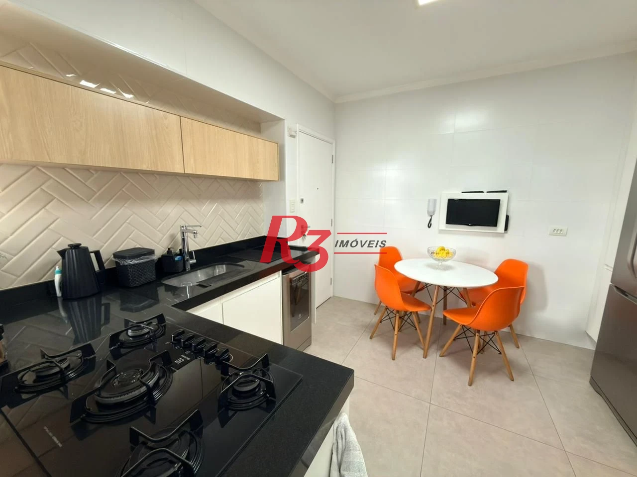 Apartamento com 2 dormitórios à venda, 102 m² por R$ 1.100.000,00 - Pompéia - Santos/SP