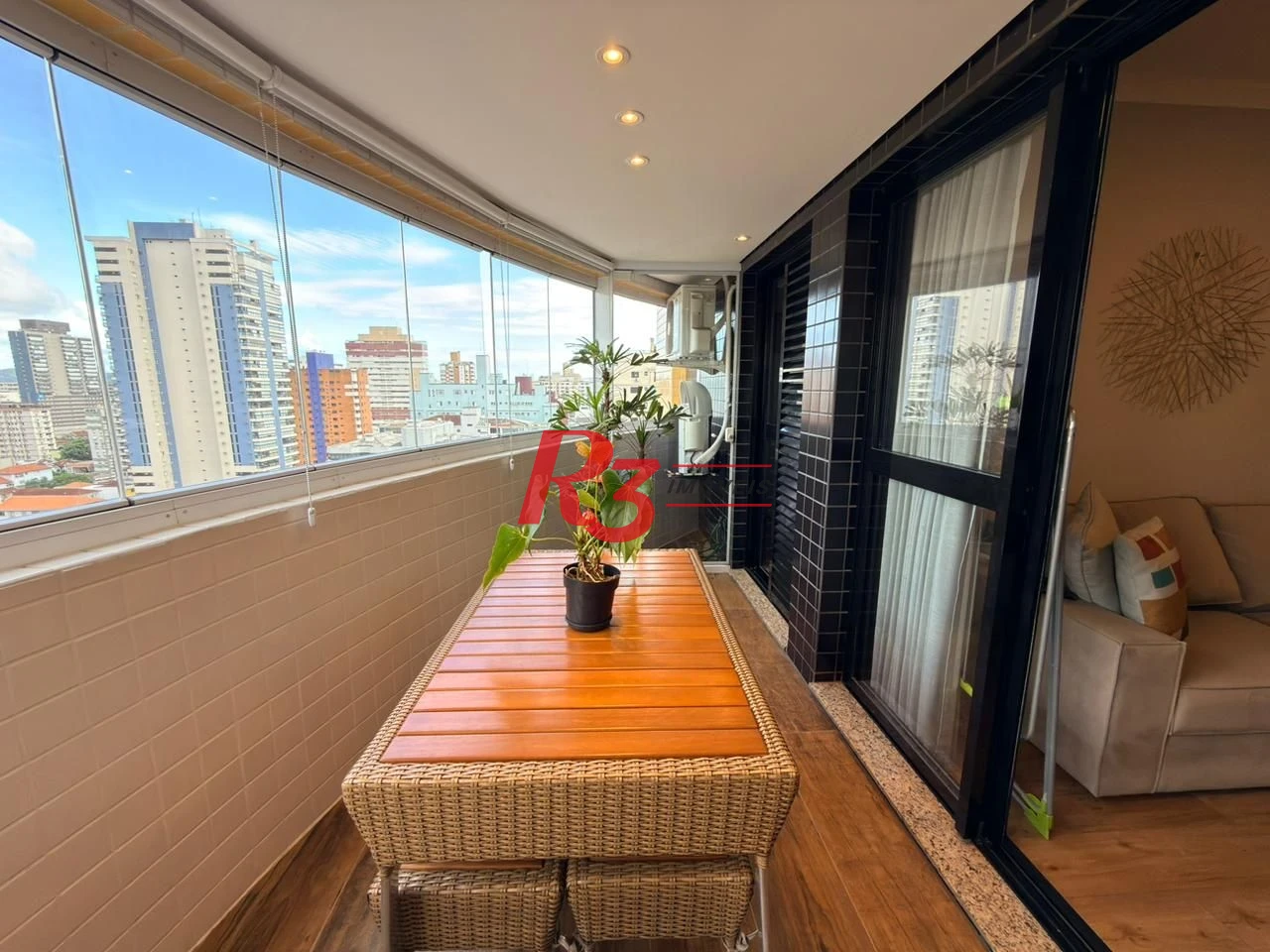 Apartamento com 2 dormitórios à venda, 102 m² por R$ 1.100.000,00 - Pompéia - Santos/SP