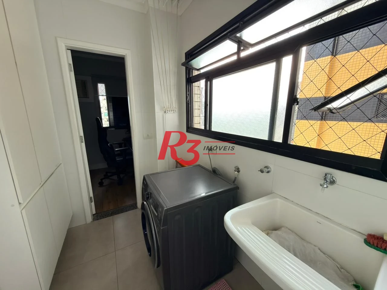 Apartamento com 2 dormitórios à venda, 102 m² por R$ 1.100.000,00 - Pompéia - Santos/SP