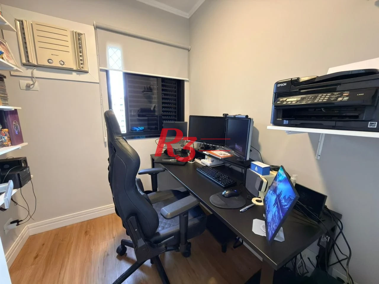 Apartamento com 2 dormitórios à venda, 102 m² por R$ 1.100.000,00 - Pompéia - Santos/SP