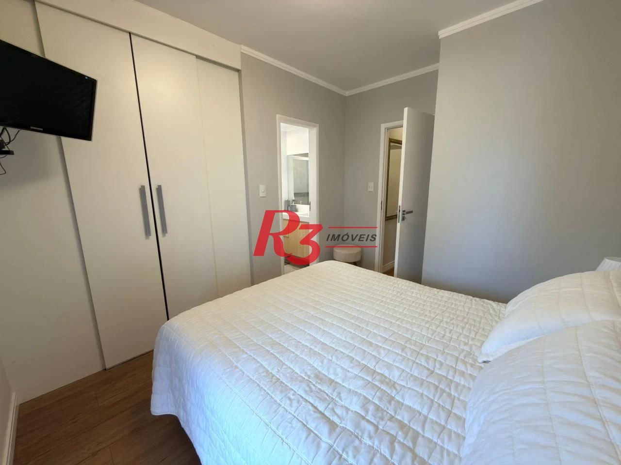Apartamento com 2 dormitórios à venda, 102 m² por R$ 1.100.000,00 - Pompéia - Santos/SP