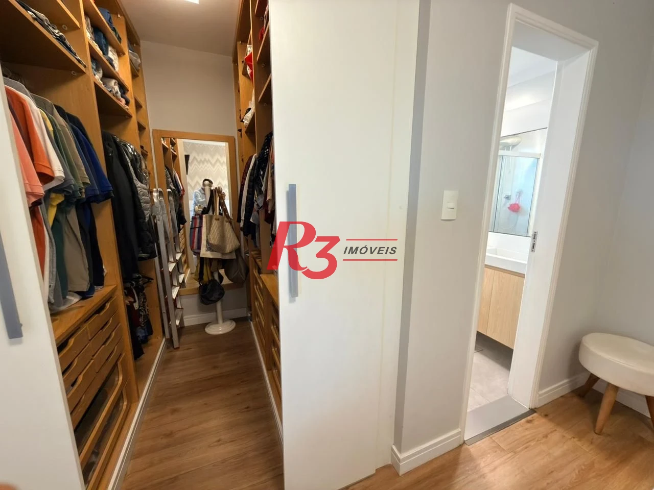 Apartamento com 2 dormitórios à venda, 102 m² por R$ 1.100.000,00 - Pompéia - Santos/SP