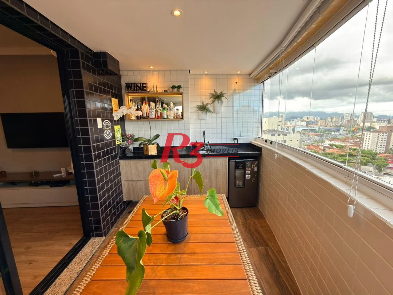 Apartamento com 2 dormitórios à venda, 102 m² por R$ 1.100.000,00 - Pompéia - Santos/SP