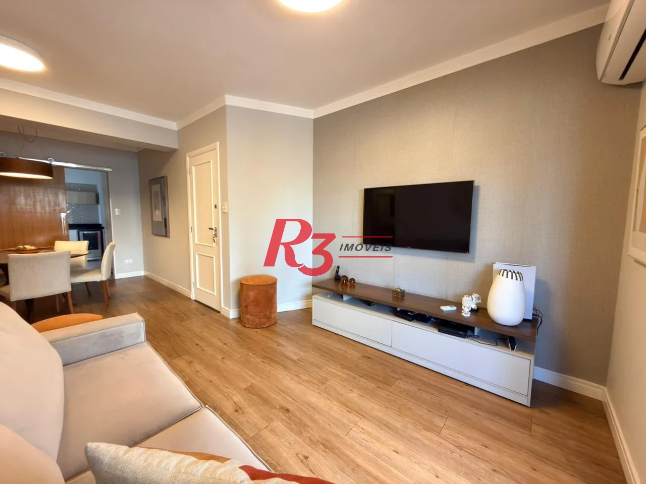 Apartamento com 2 dormitórios à venda, 102 m² por R$ 1.100.000,00 - Pompéia - Santos/SP