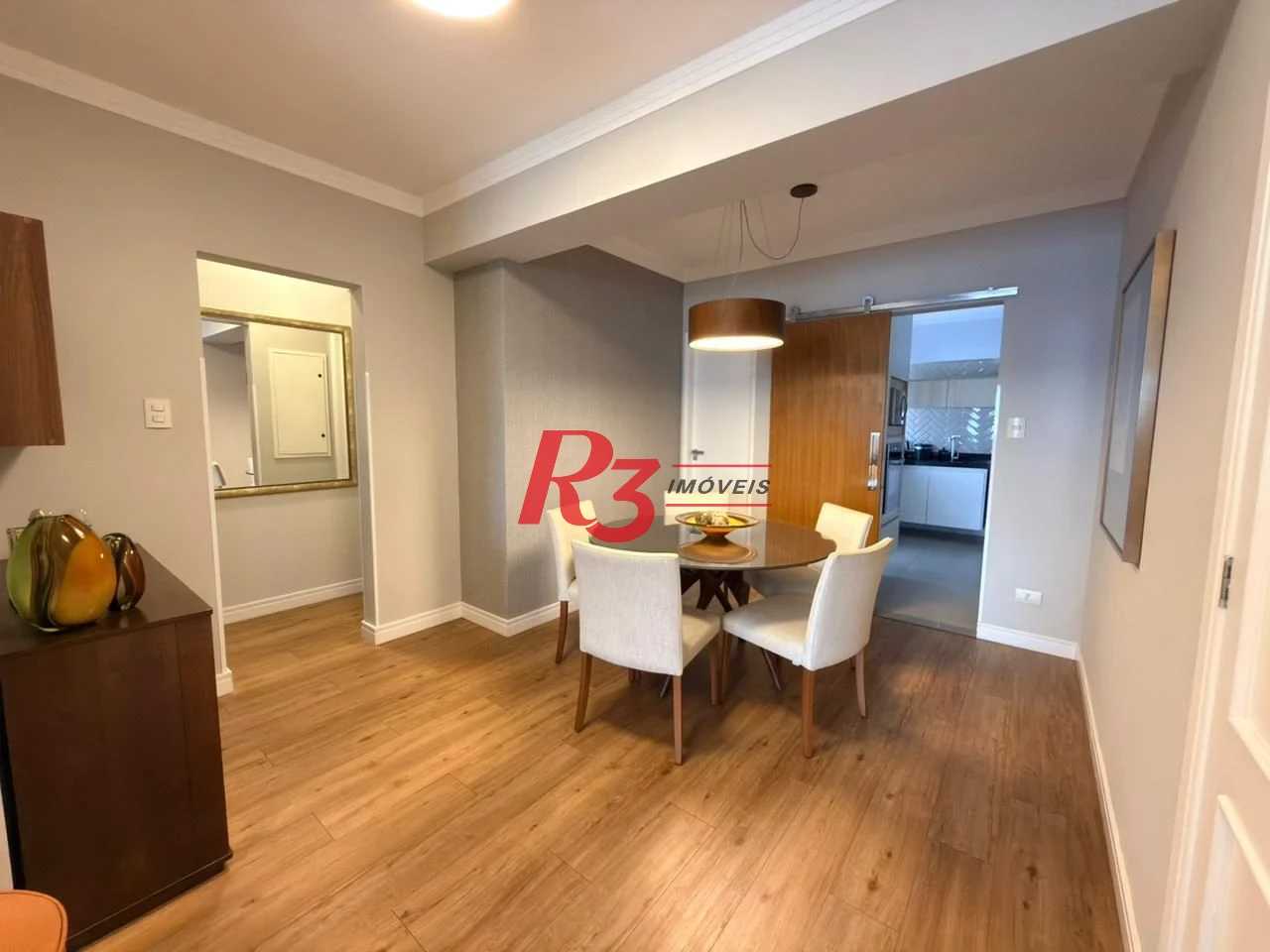 Apartamento com 2 dormitórios à venda, 102 m² por R$ 1.100.000,00 - Pompéia - Santos/SP