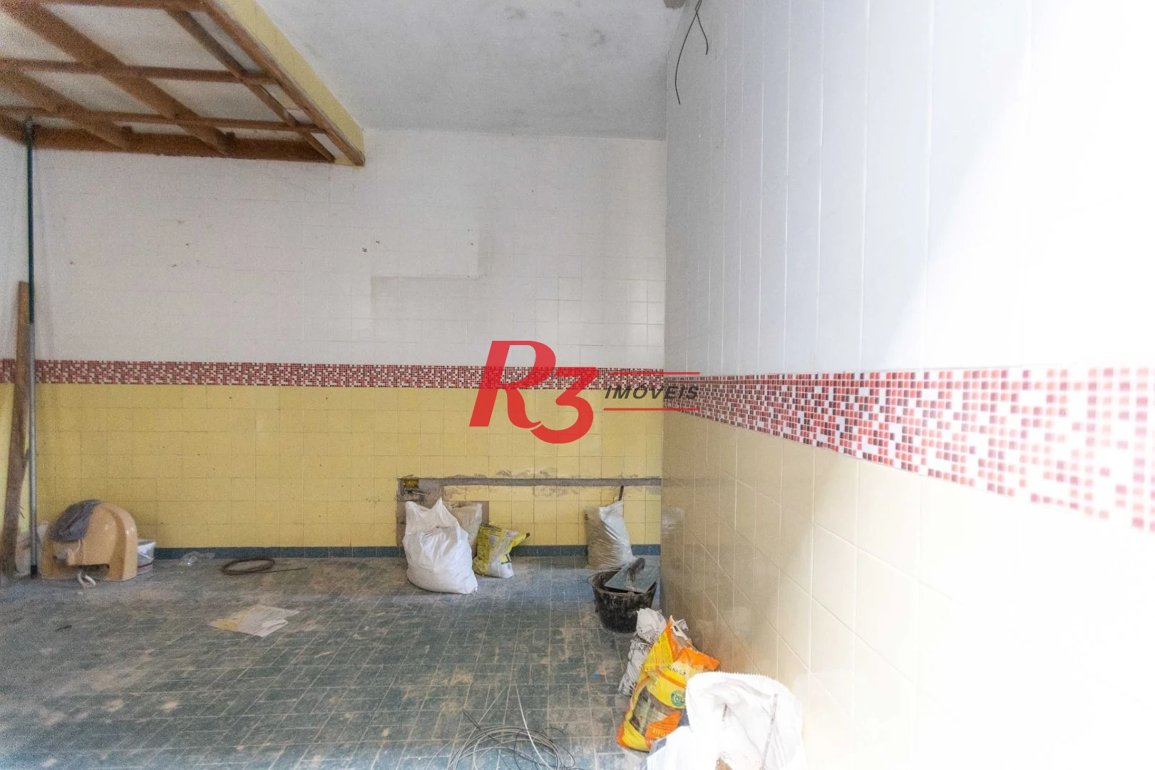 Loja para alugar, 275 m² por R$ 5.380,00/mês - Vila Mathias - Santos/SP