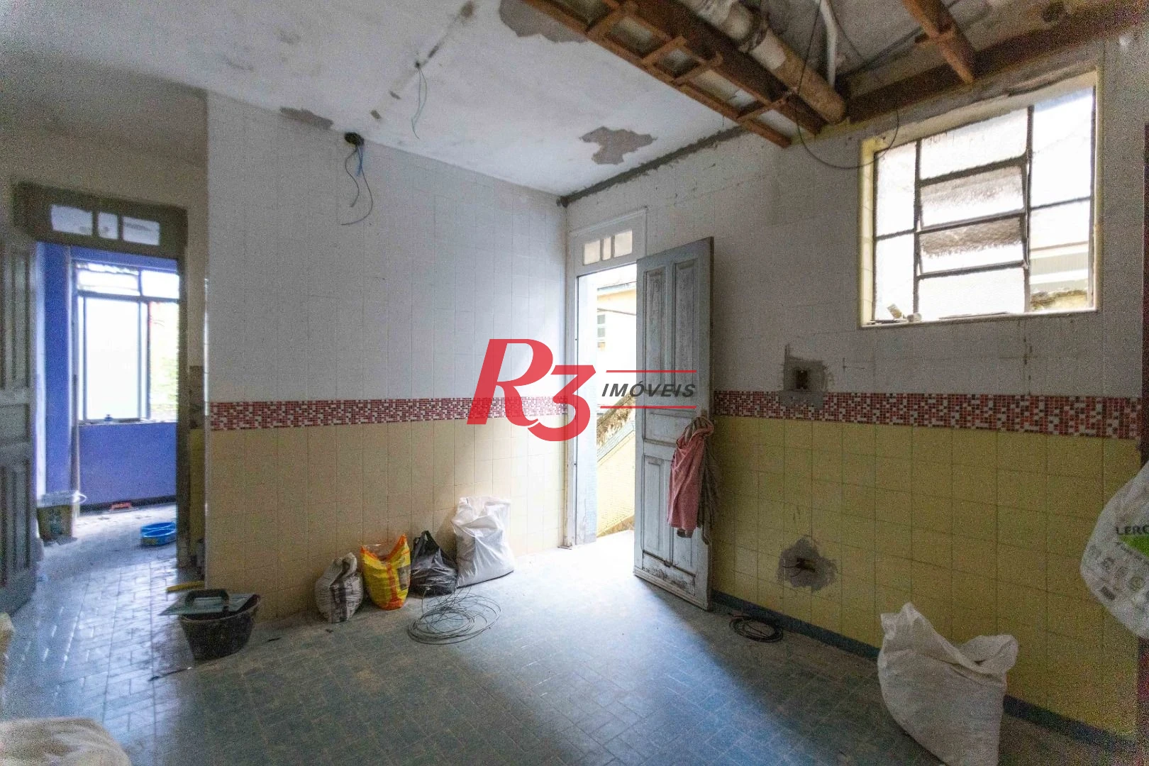 Loja para alugar, 275 m² por R$ 5.380,00/mês - Vila Mathias - Santos/SP