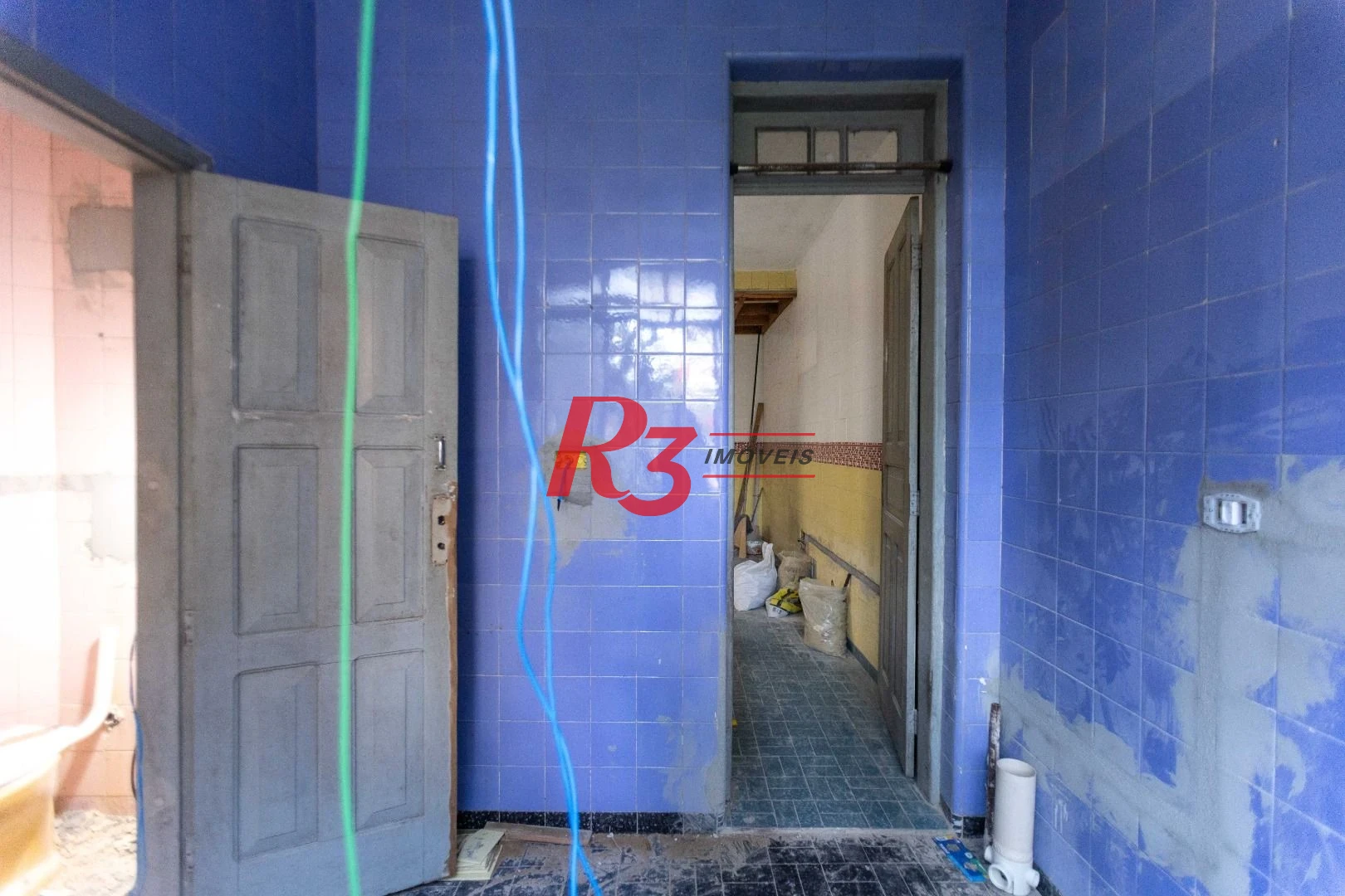 Loja para alugar, 275 m² por R$ 5.380,00/mês - Vila Mathias - Santos/SP