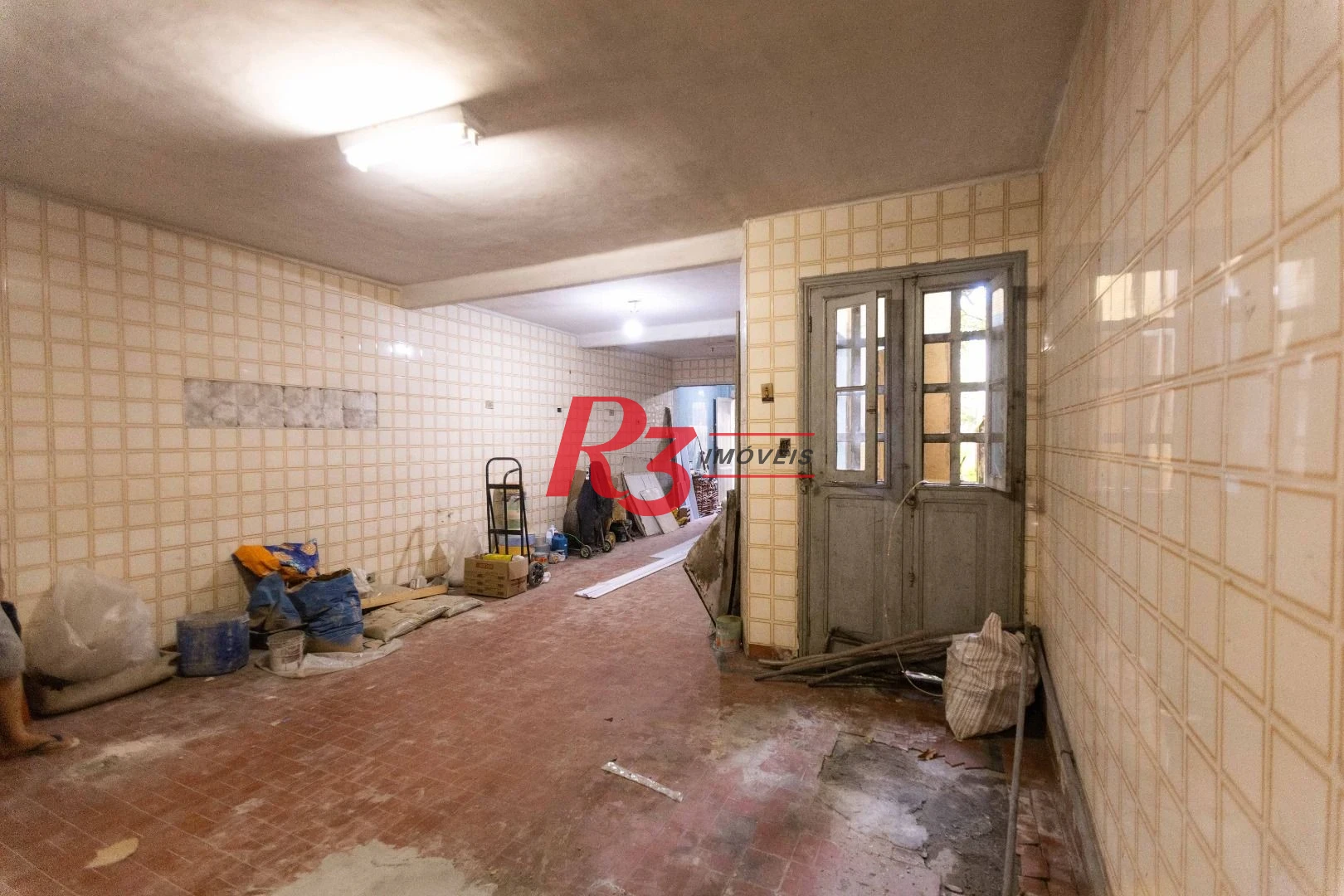 Loja para alugar, 275 m² por R$ 5.380,00/mês - Vila Mathias - Santos/SP