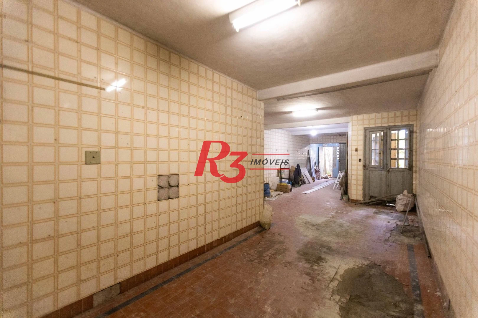 Loja para alugar, 275 m² por R$ 5.380,00/mês - Vila Mathias - Santos/SP