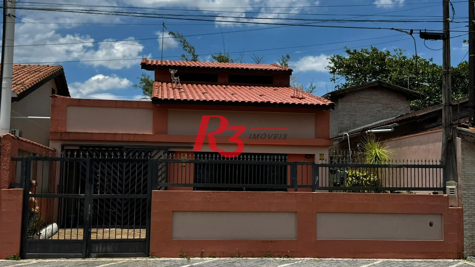 Casa com 2 dormitórios à venda, 138 m² por R$ 695.000,00 - Jardim Imperador - Praia Grande/SP