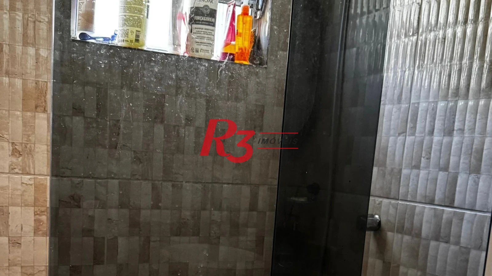Casa com 2 dormitórios à venda, 138 m² por R$ 695.000,00 - Jardim Imperador - Praia Grande/SP