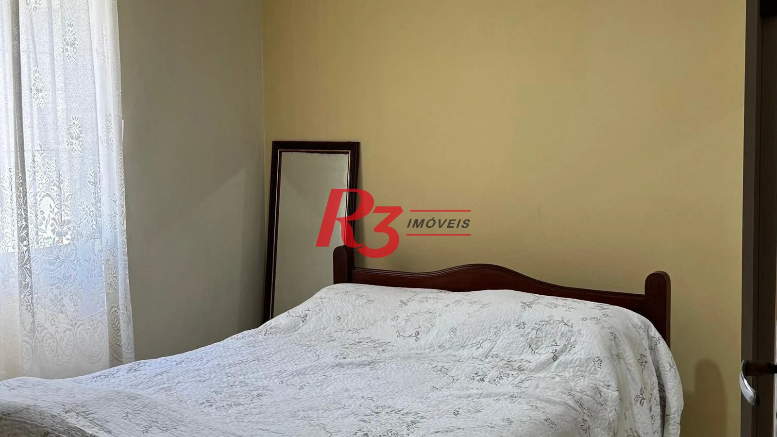 Casa com 2 dormitórios à venda, 138 m² por R$ 695.000,00 - Jardim Imperador - Praia Grande/SP