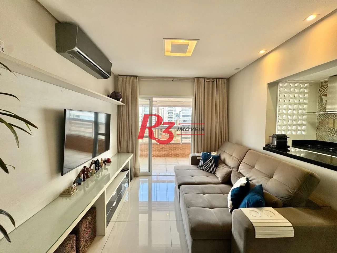Apartamento com 1 dormitório à venda, 57 m² por R$ 780.000,00 - Boqueirão - Santos/SP