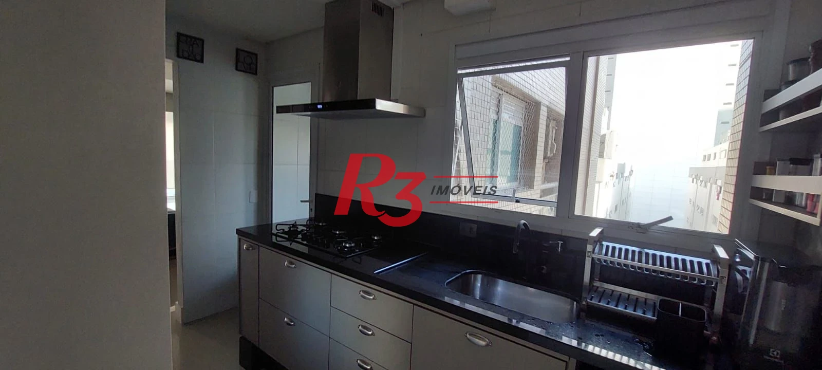 Apartamento com 3 dormitórios à venda, 100 m² por R$ 1.370.000,00 - José Menino - Santos/SP