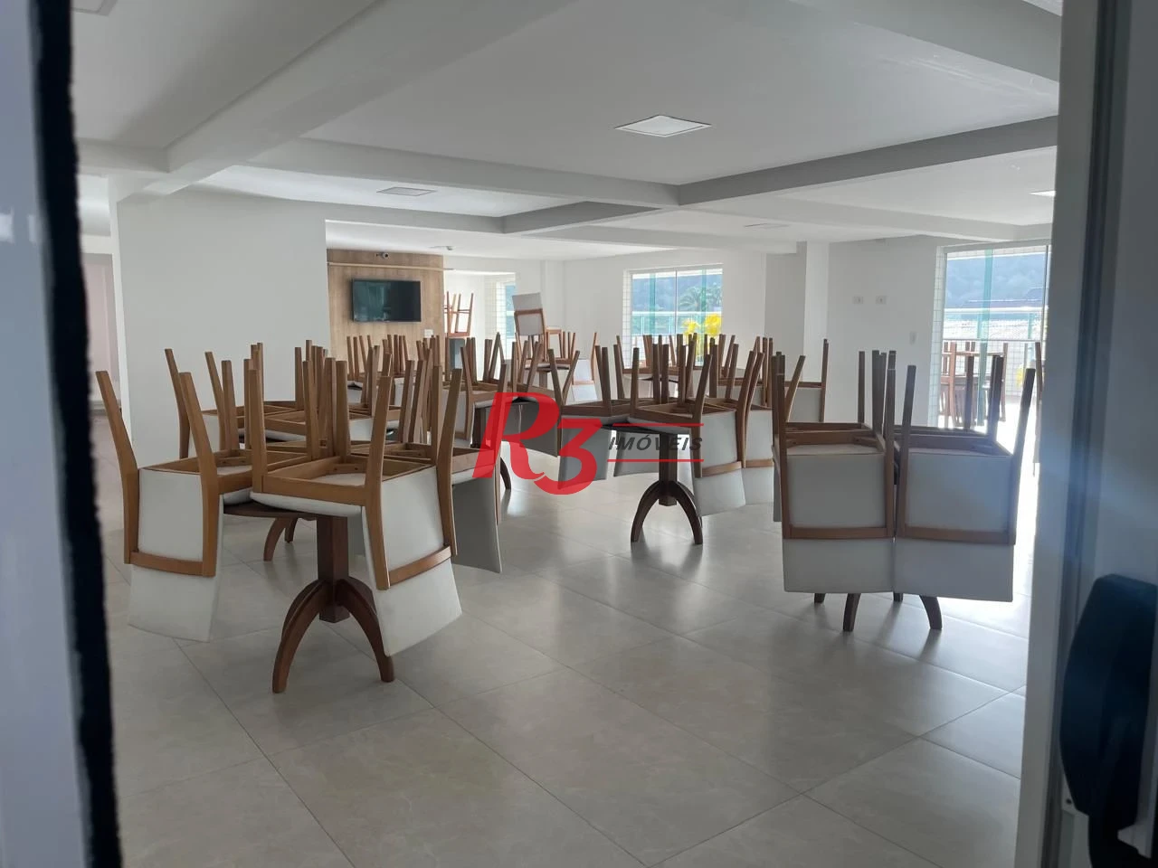Apartamento com 1 dormitório à venda, 56 m² por R$ 530.000,00 - Canto do Forte - Praia Grande/SP