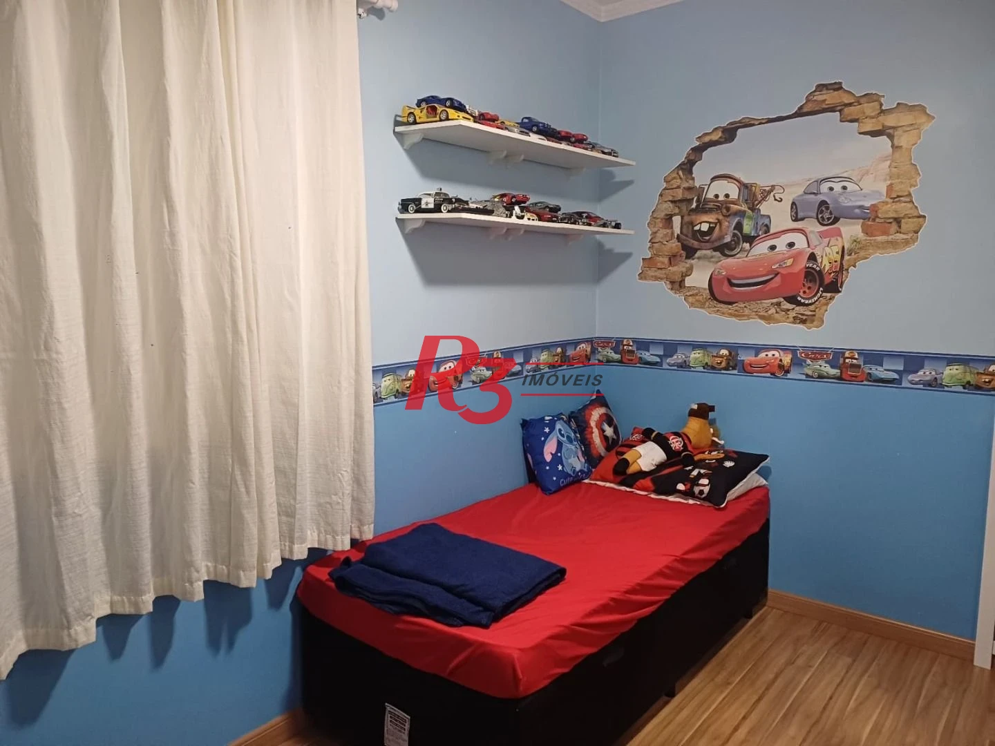 Apartamento com 3 dormitórios à venda, 69 m² por R$ 455.800,00 - Areia Branca - Santos/SP