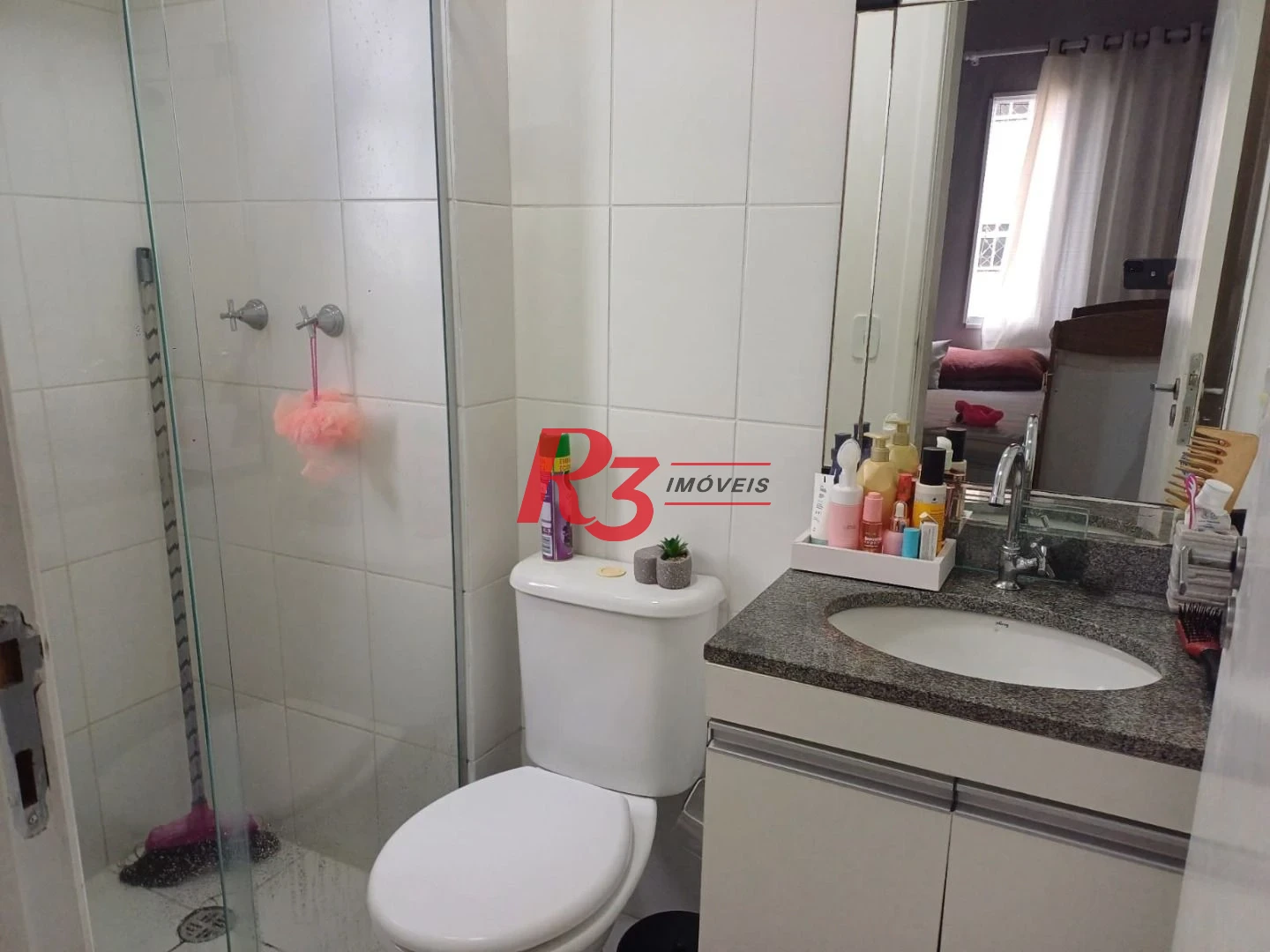 Apartamento com 3 dormitórios à venda, 69 m² por R$ 455.800,00 - Areia Branca - Santos/SP