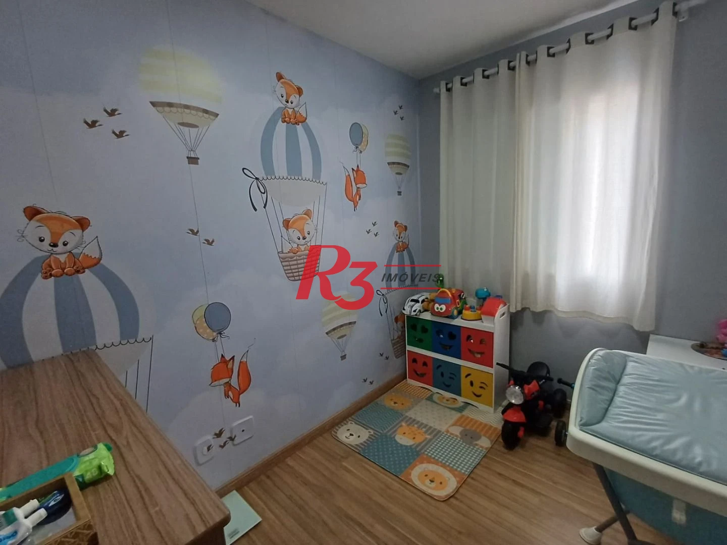 Apartamento com 3 dormitórios à venda, 69 m² por R$ 455.800,00 - Areia Branca - Santos/SP