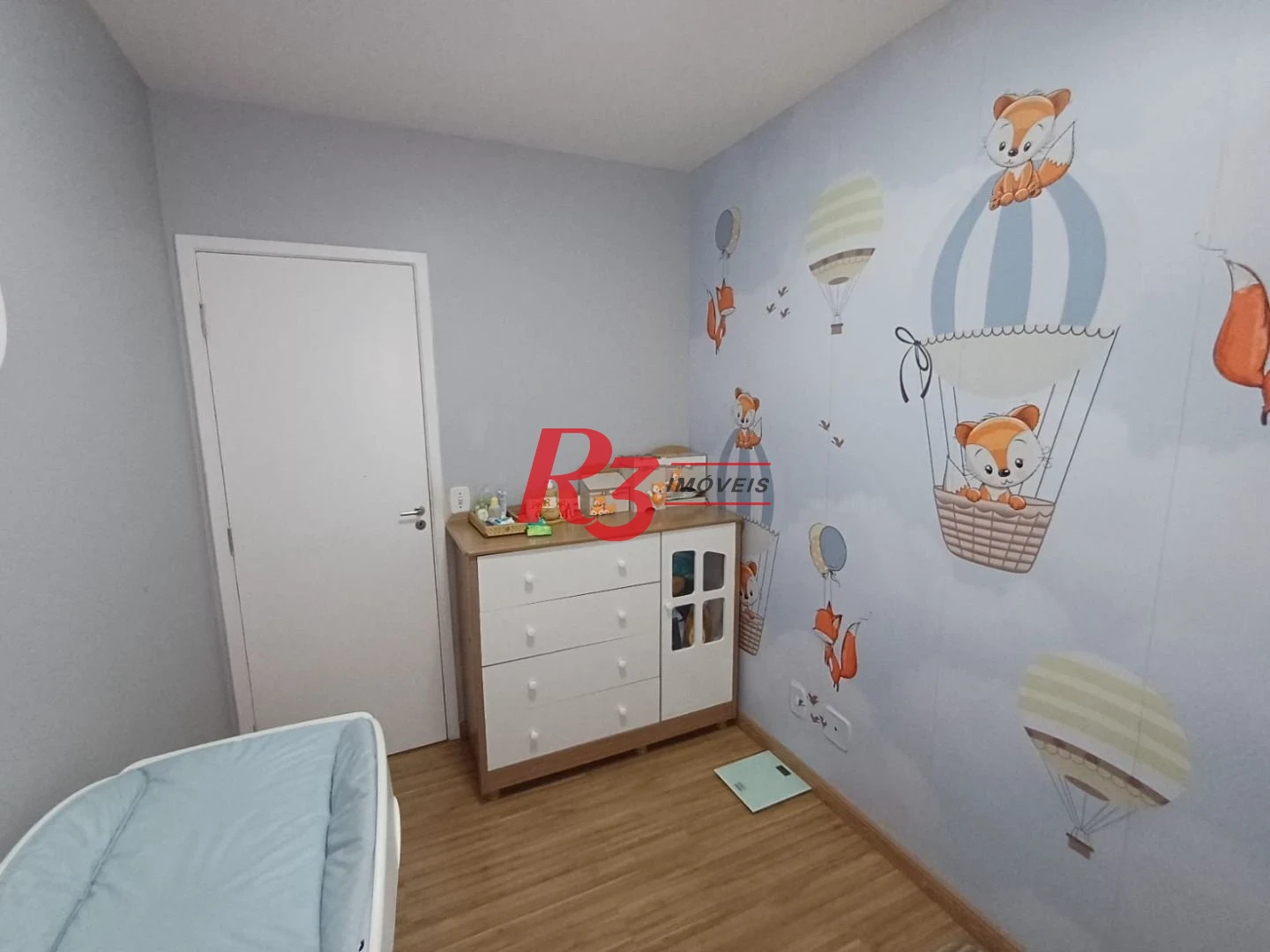 Apartamento com 3 dormitórios à venda, 69 m² por R$ 455.800,00 - Areia Branca - Santos/SP